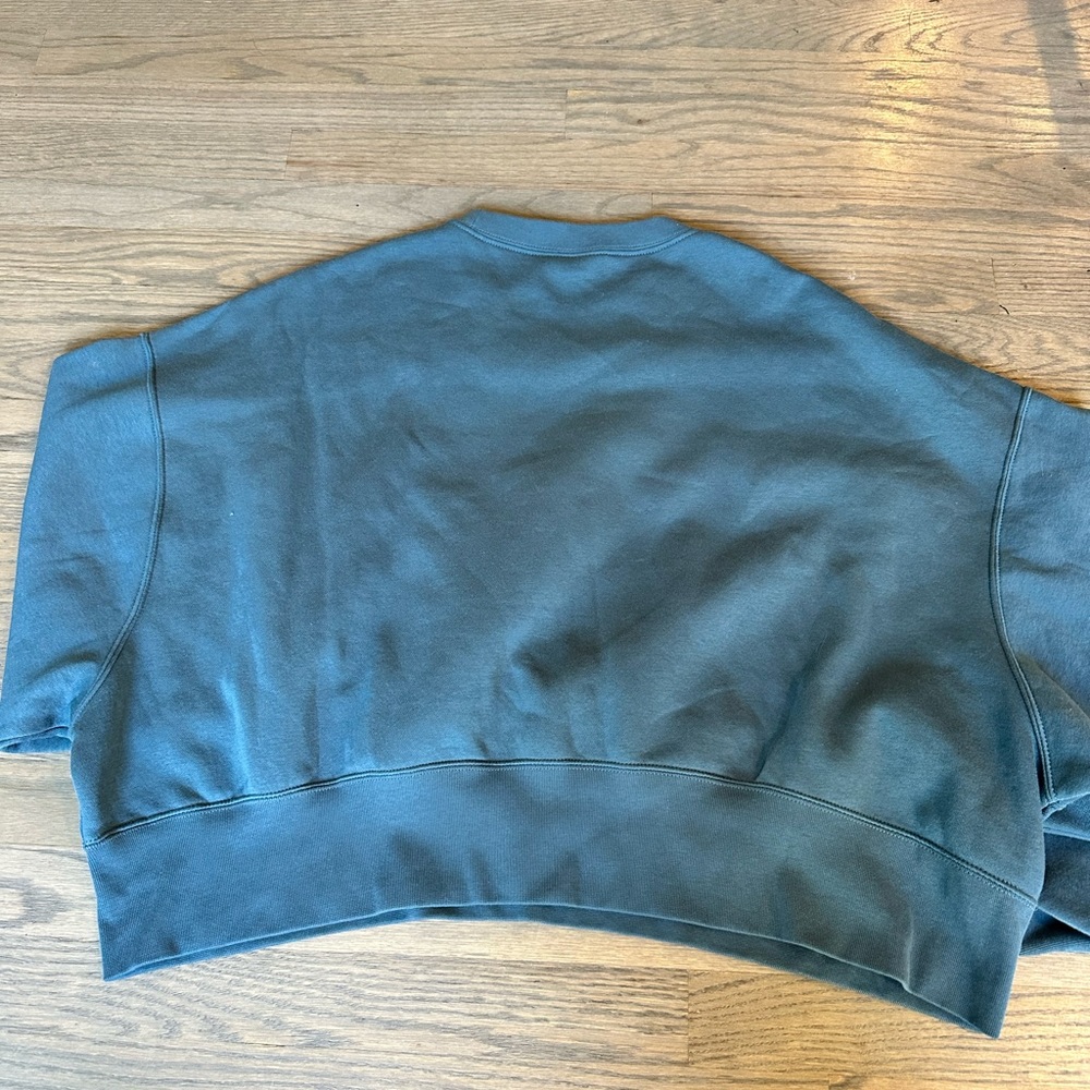 Nike Crew Neck - Picture 3 of 3